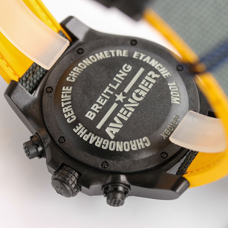高仿百年灵复仇者系列XB0170E41B1S1自动机械腕表